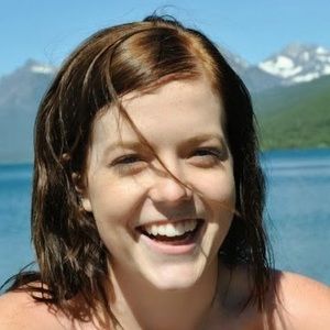 Meet your Posher, Becca